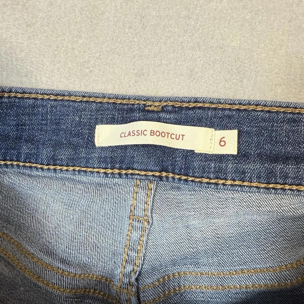 Levi’s Classic Bootcut Jeans Womens Size 6 Medium Wash Stretch Denim 31” Inseam - Picture 9 of 16